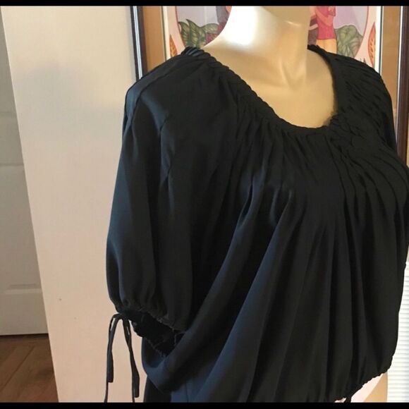 Robbi & Nikki LARGE Black Detailed Top (5) - Picture 3 of 3